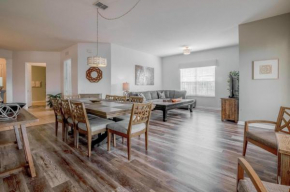 Fantastic Vista Cay Luxury Utopia Near all Theme Parks, and walk to the Convention Center